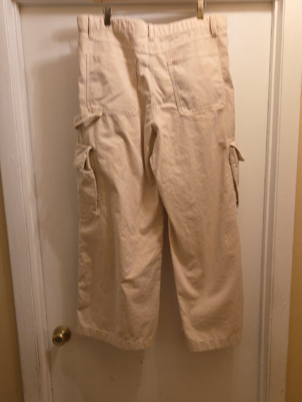 GAP Women's Cargo Pants - Picture 5 of 12